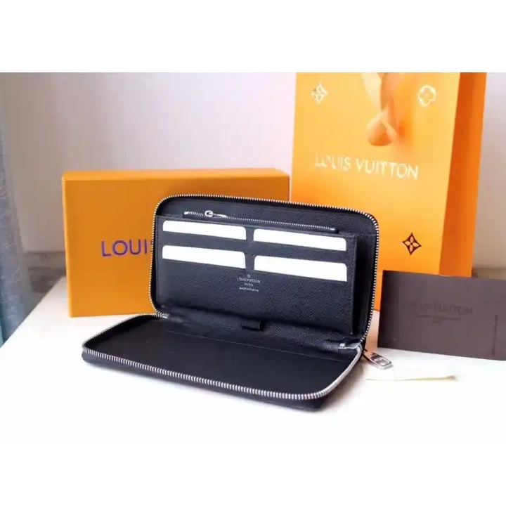 Official Brother Sam 19B570171 LV Bags 0724